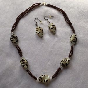 NWT 17 1/2” Bead n Seed Necklace & Earrings